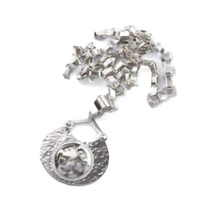 Colgante de plata chaway machacado con cadena