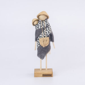 Poki adulto con bebé coleccionable