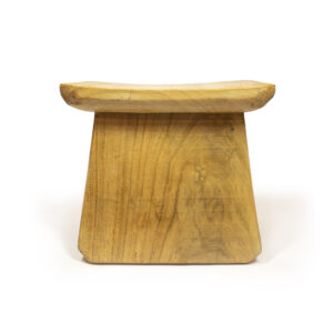 Banco rústico de madera de castaño