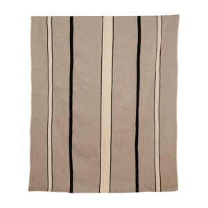 Alfombra telar tonos café 245 x 172 cm.