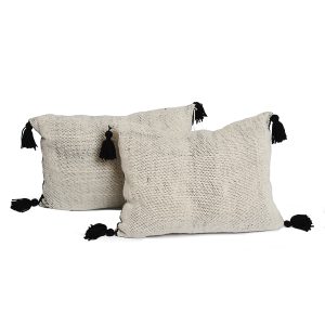 Set cojines crudo y negro 56x45 cm.